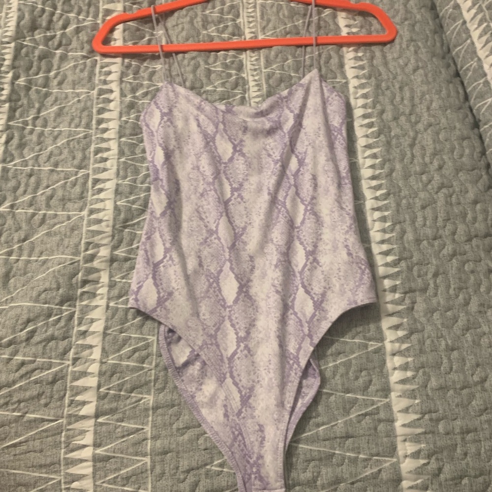 Forever 21 snakeskin bodysuit lavender NWT
